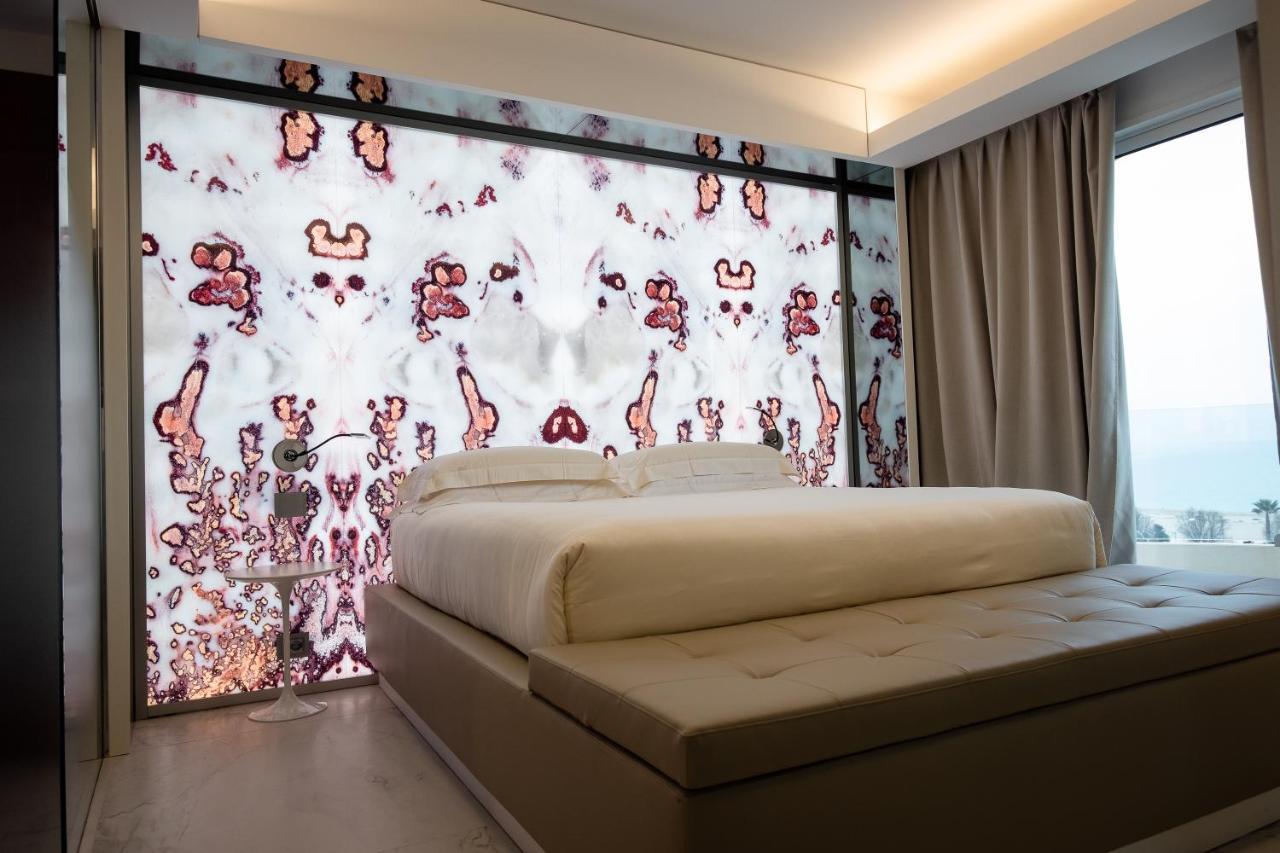 Ghibli Hotel